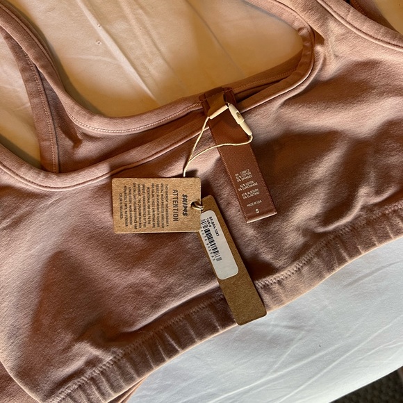 Skims 4 piece set - Picture 5 of 5